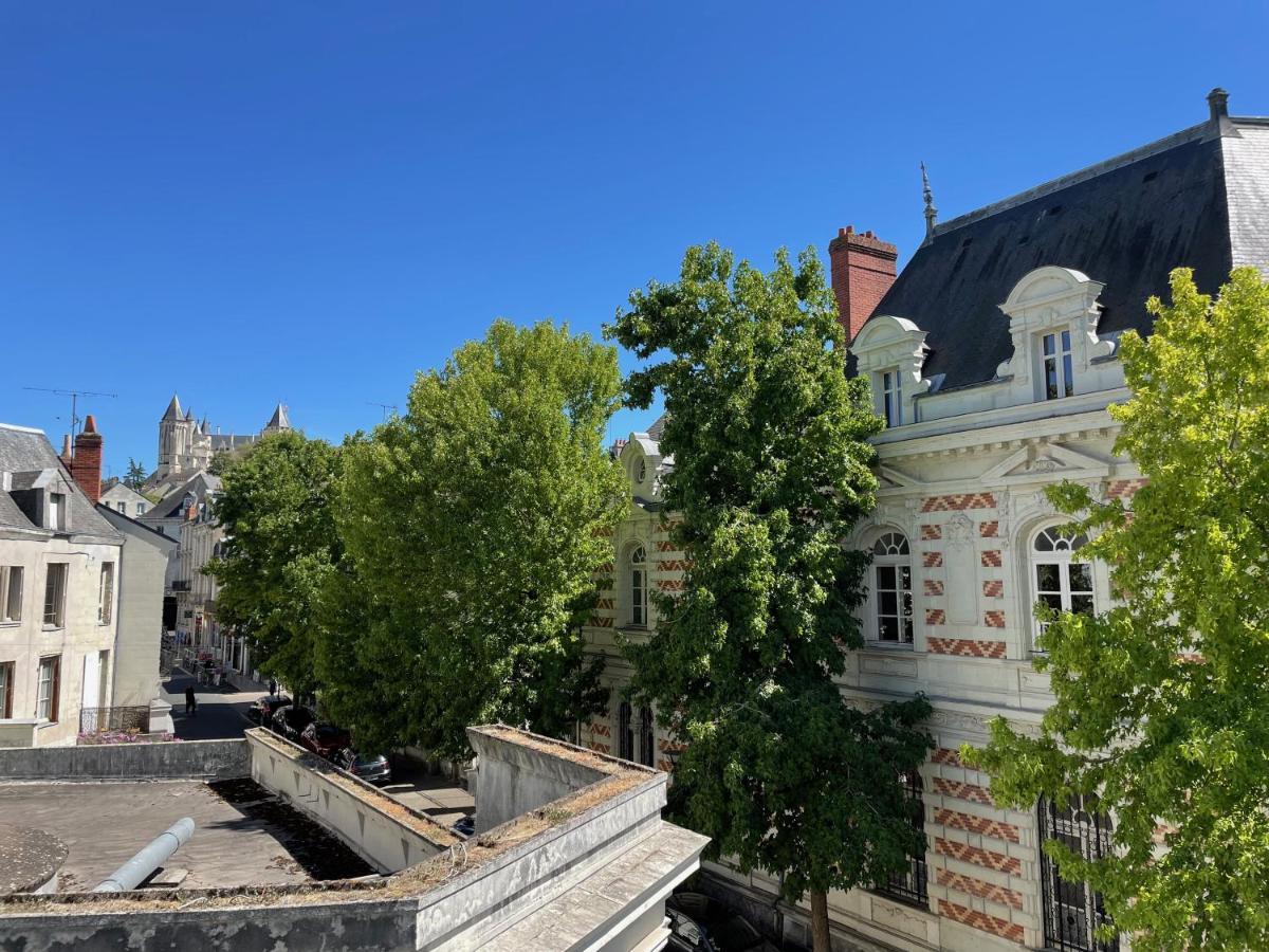 Centre Ville Terrasse Et Vue Chateau 索米尔 外观 照片